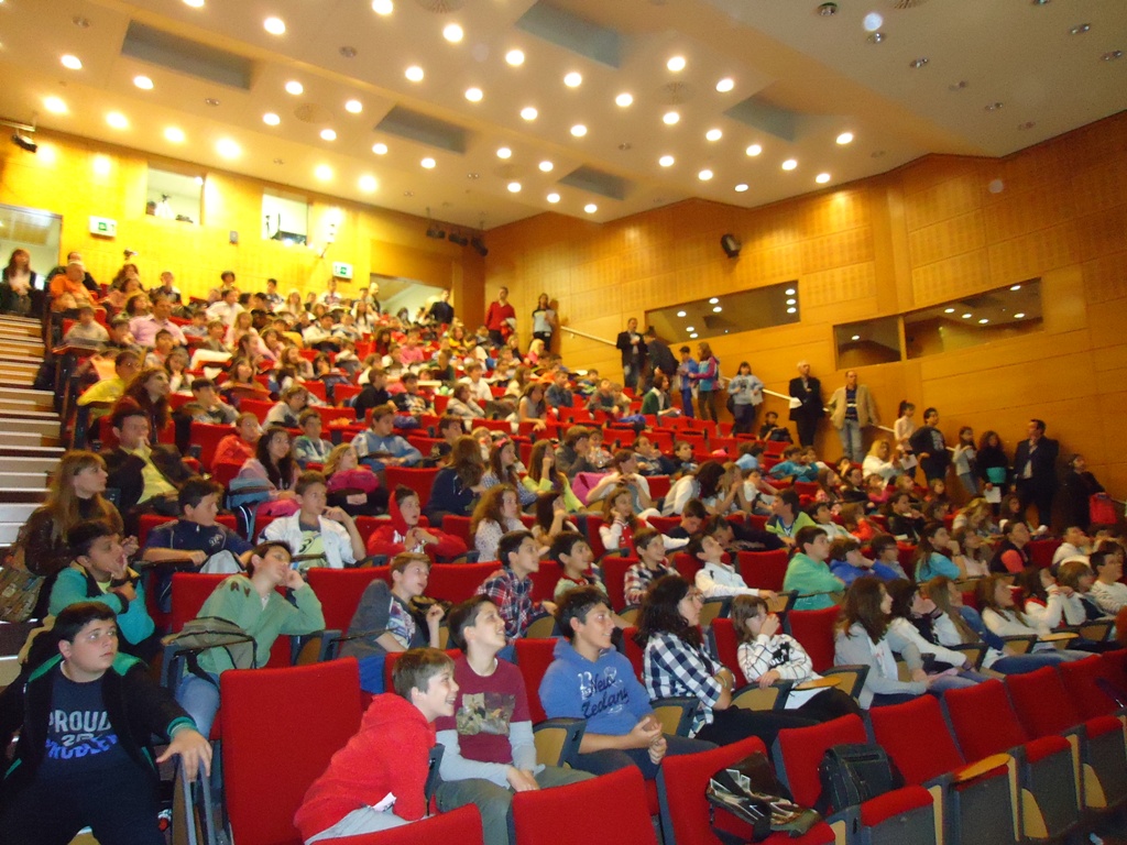 Πάνω απο 2000 μαθητές παρακολούθησαν τις εργασίες στο συνεδριακό Κέντρο Ν.Οικονόμου